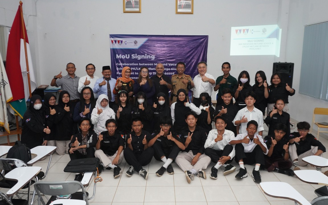 Partnering with Parallaxnet, Metland School Enhances Vocational Students’ Skills in Technopreneurship